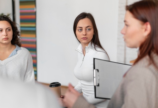 Beratungsvertrag zwischen Wintrud DÃ¶ring Raumgestaltung Gesellschaft mit beschränkter Haftung und Berthold Kastner Psychologische Beratung Ges. mit beschränkter Haftung