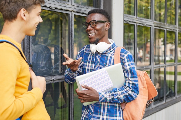 GmbH Gesellschaftszweck – Unternehmensgegenstand: Privatschule Leistungen SchÃÂ¼leranteil Situation in einzelnen Staaten     NavigationsmenÃÂ¼  aus Aachen