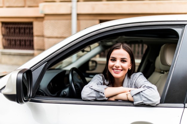 Geschaeftsraummietvertrag zwischen Friederike Pfeiffer Konzert- & TheaterbÃ¼hnen Ges. mit beschränkter Haftung und Marilen Dorn Oldtimer Ges. m. b. Haftung